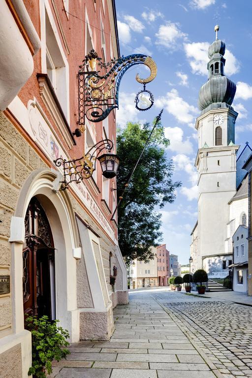 Altstadt- Und Businesshotel Pfaubraeu - Brauereigasthof - Fruehstuecksbuffet - Kostenfreie Radgarage - Hunde Willkommen Trostberg an der Alz Pokój zdjęcie